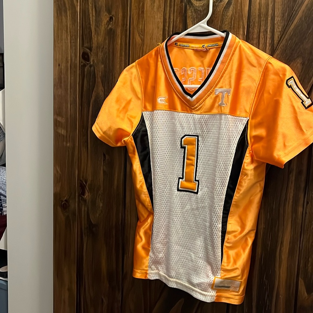 Tennessee Yourh Medium Football Jersey